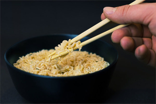 Noodles & Chopsticks